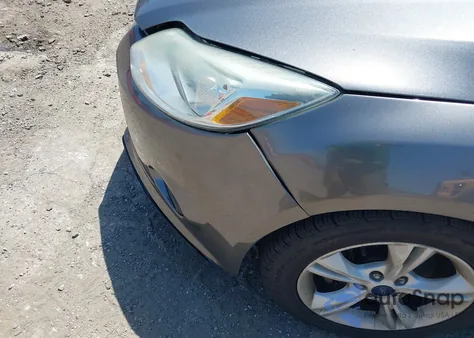 2014 Ford Focus Se z USA, uszkodzony, nr VIN 1FADP3K23EL409554